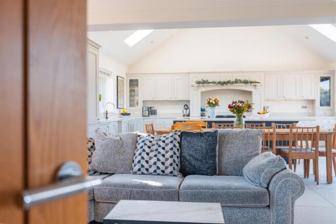 The Leightons, Neston, Cheshire photo 4