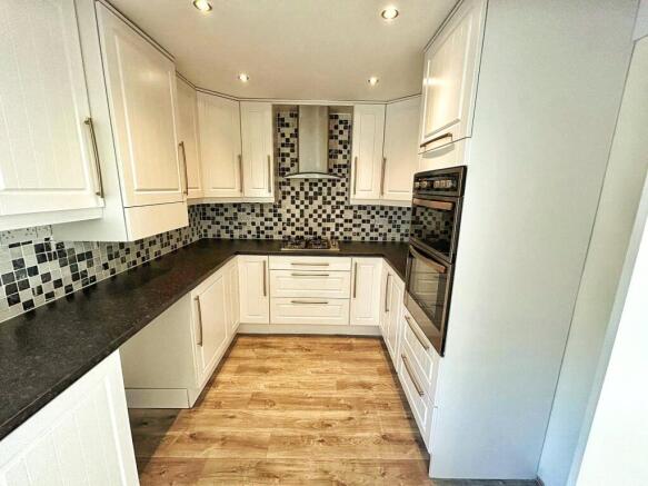 Smallshaw Fold, Ashton-under-Lyne, Greater Manchester, OL6 photo 4