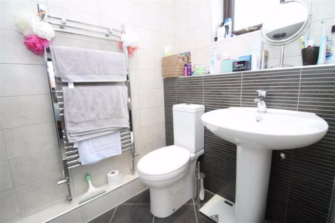 En Suite Shower