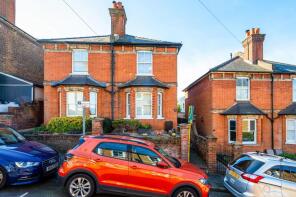 18, Cheselden Road, Guildford GU1 3SB