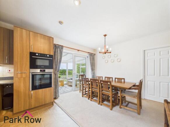 2 bed Detached Bungalow for sale Image 10