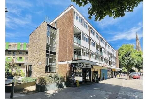 Glengarnock Avenue, London, E14