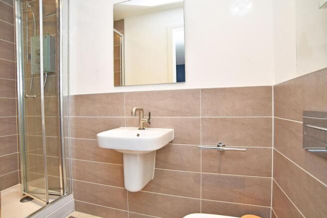 2 bed Flat for sale Image 9