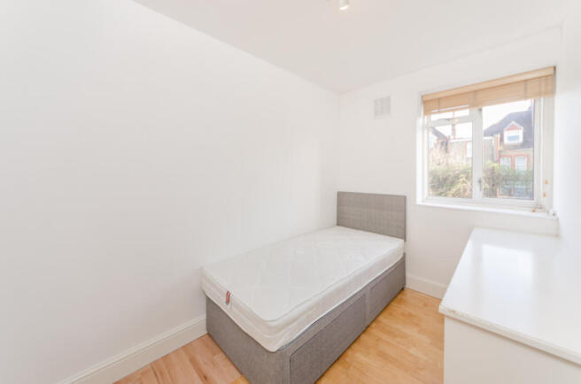 bedroom3