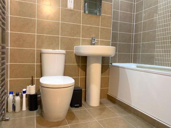 Photo 9