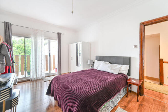 Oxgate Gardens, Dollis Hill, London, NW2 photo 4