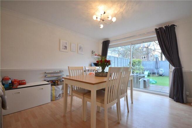 Living/Dining 3