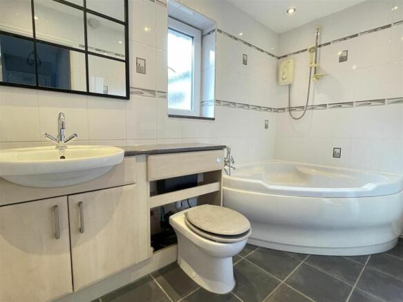 HOUSE BATHROOM