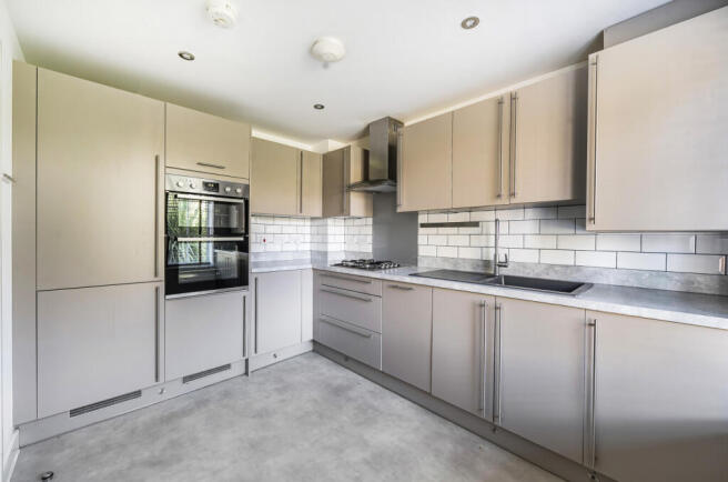 Fullbrook Avenue, Spencers Wood, Reading, Berkshire, RG7 photo 2