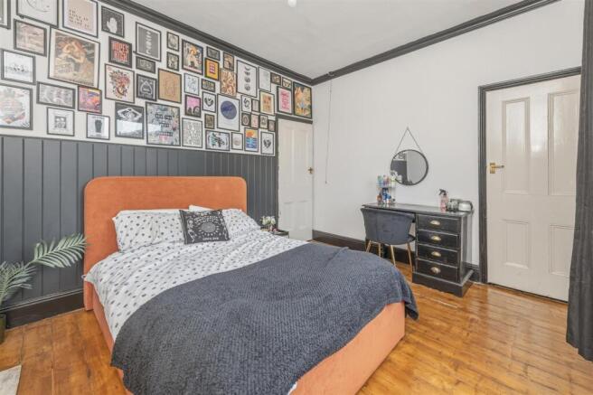 2 bed Terraced for sale Image 12