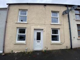 19, Long Row, Felinfoel, Llanelli SA15 4LW