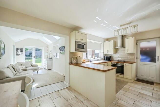 Fitted Kitchen