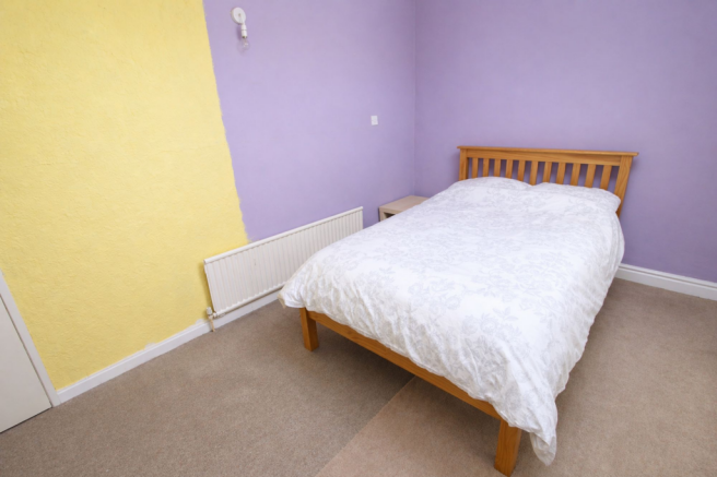 3 bed Terraced for sale Image 12