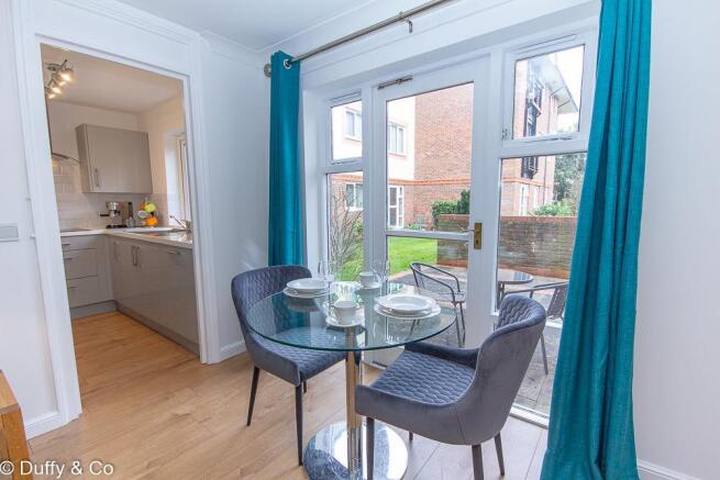 8 Clover Ct  (11 of 13).jpg