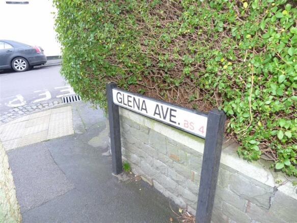 Glena Avenue