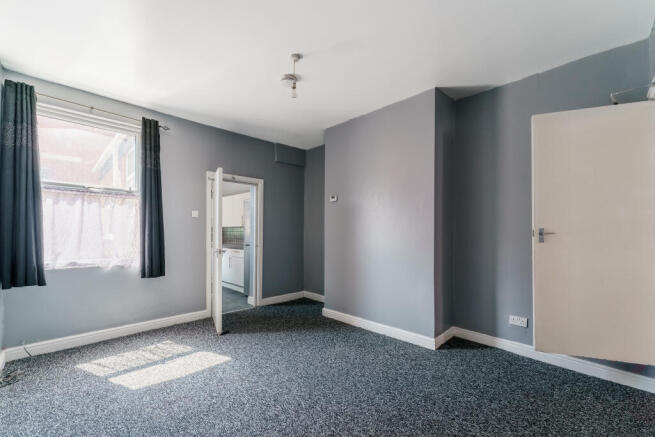 4 bed Terraced to rent Image 4
