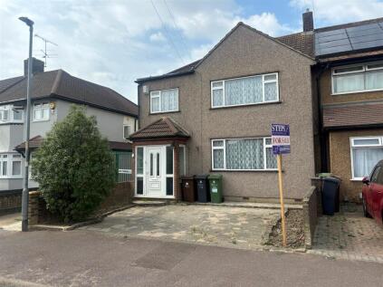 Marston Avenue, Dagenham