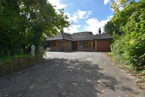 Parkstone Avenue, Emerson Park, RM11
