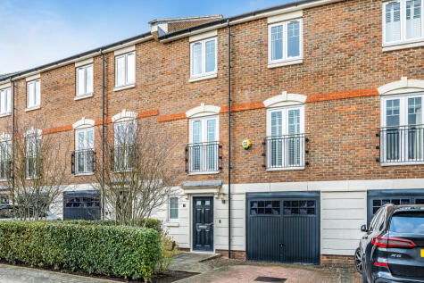 The Crescent, Mere Road, Dunton Green, Sevenoaks, Kent