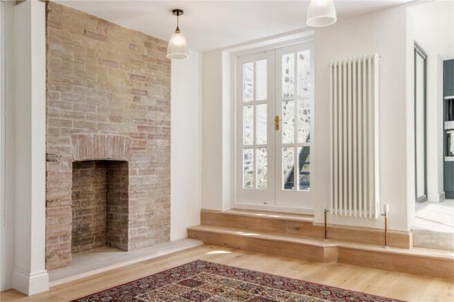 Sitting/Dining Room