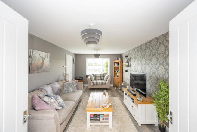 4 bed Detached for sale Image 6