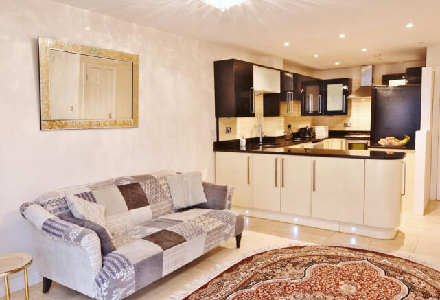 Living Room to Di...