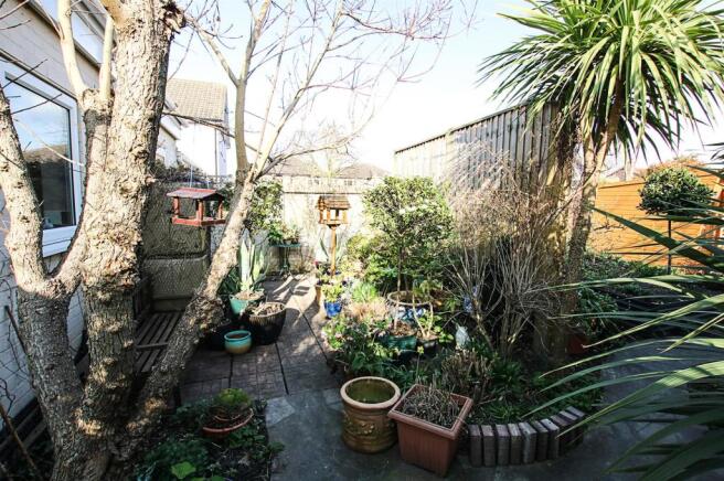 Garden1.jpg