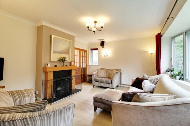 Living Room.jpg