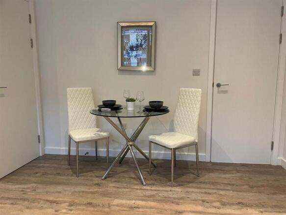 DiningArea.jpg