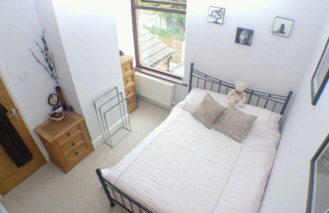 BEDROOM 2