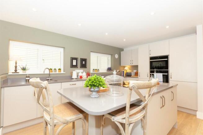 Kitchen 3.jpg