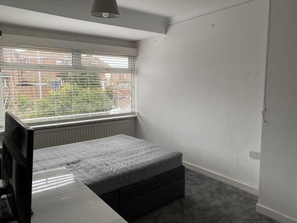3 bed Semi-Detached for sale Image 6