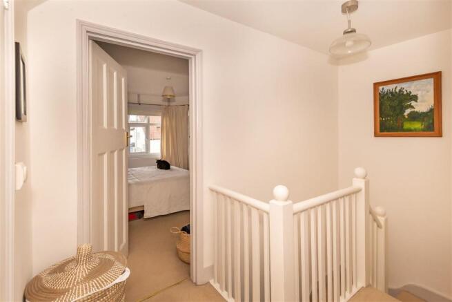 12 Beulah Road (7).jpg