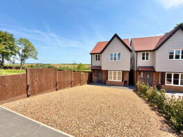 48, Green End, Ware SG11 2PQ