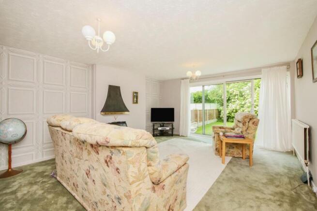 3 bed Semi-Detached for sale Image 4