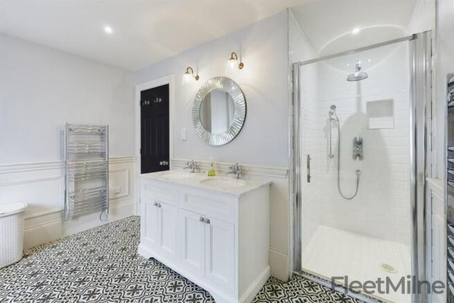 Main bathroom