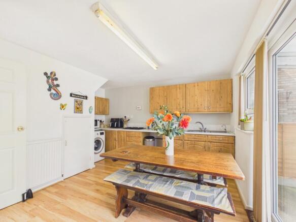 2 bed Semi-Detached for sale Image 6