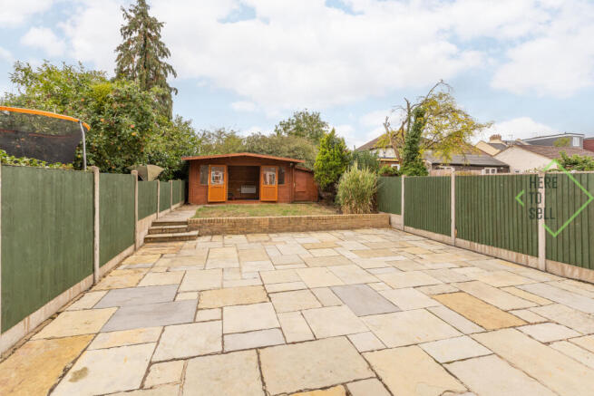 39 Kilvinton Drive, Enfield, EN2 0BE-11