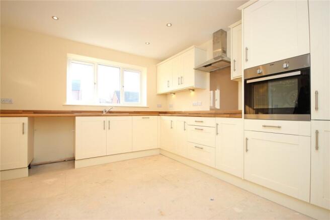 19 Coopers Close