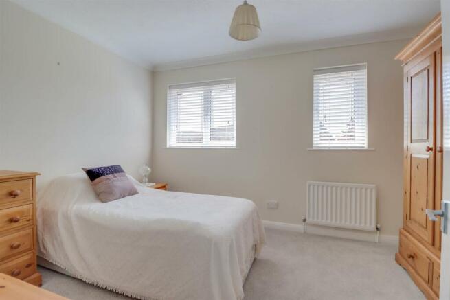 17 ERVINE PLACE INSIDE-16.jpg