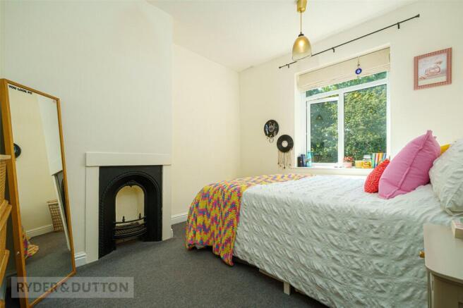 2 bed Terraced for sale Image 10