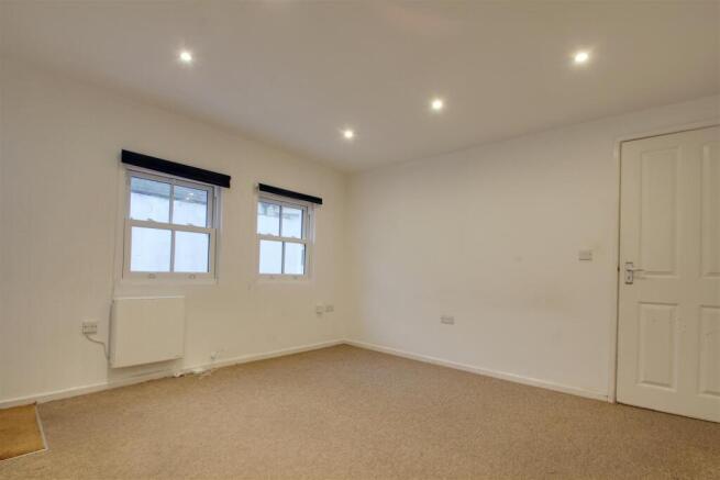 Open Plan Lounge Kitchen