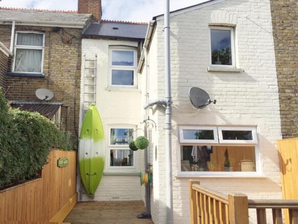 35 Boundary Road -13