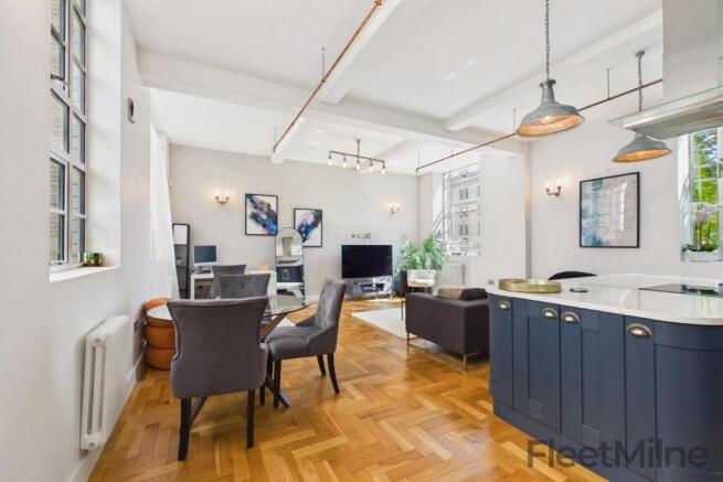 Living/Dining Area