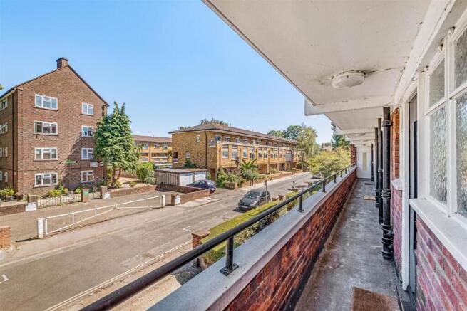 JA-105_St_Leonards_Court-11.jpg