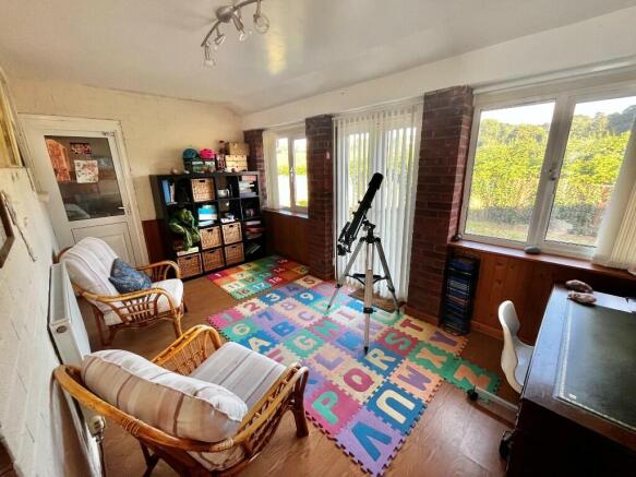 Garden room