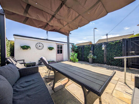2 bed Bungalow for sale Image 9
