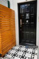 Flat B, 90, Goldhawk Road, London W12 8HD