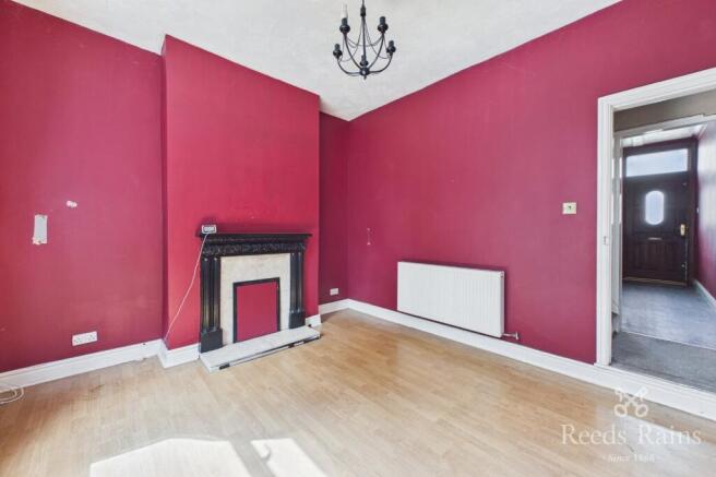 2 bed Terraced to rent Image 5