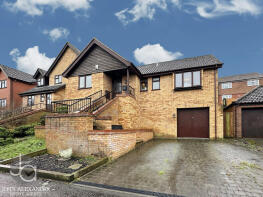 20, Goldcrest Close, Colchester CO4 3FN